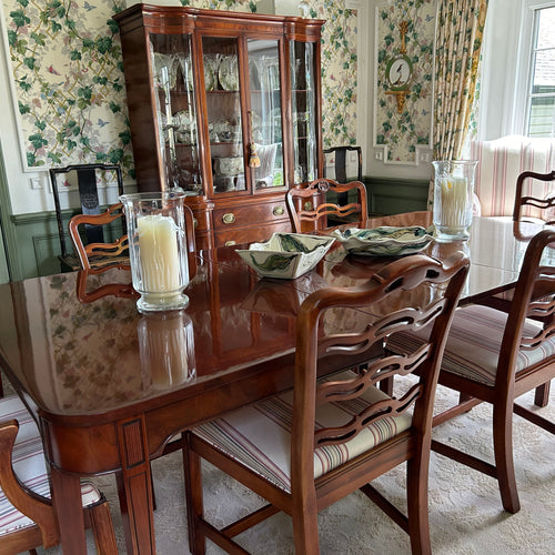 Dining Table & 6 Chairs