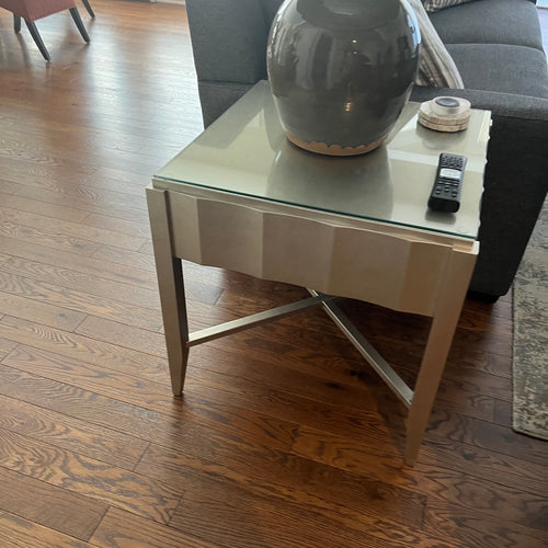 ON SALE Noel Fine Furniture Pair of Glossy End Tables with One Drawer