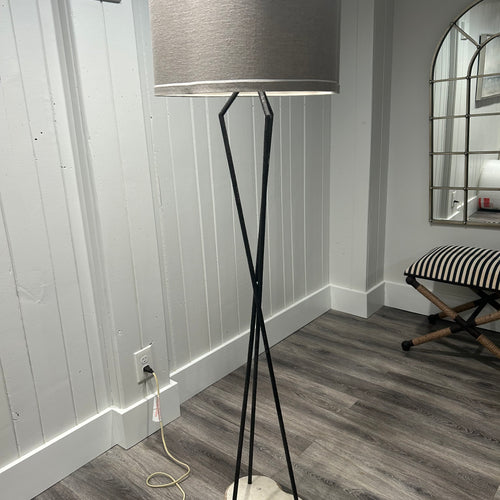 Floor Lamp with Scalloped Base