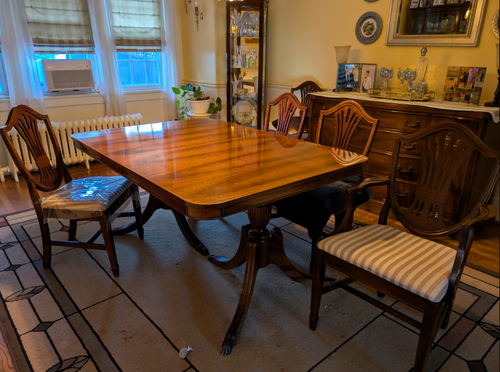 Thomasville Dining Room Table