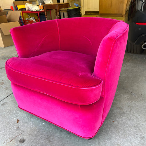 Barrel Chair on Casters