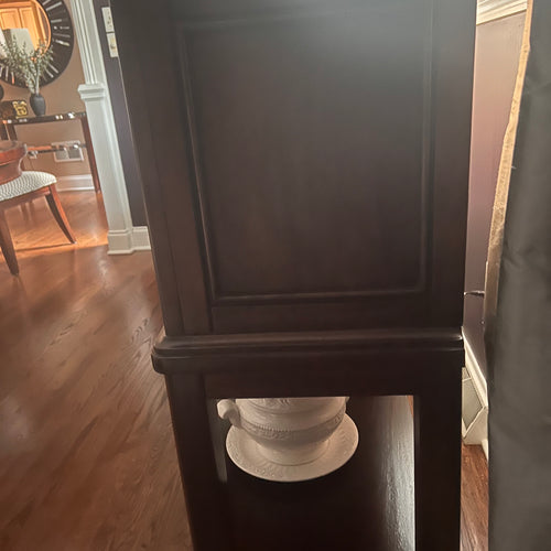 Dining Room Server