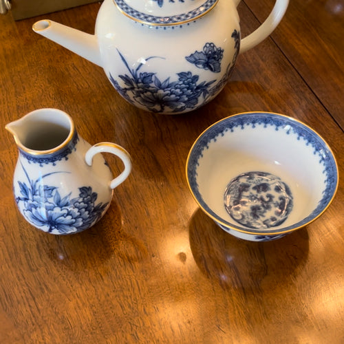 Mottahedeh Imperial Blue Tea Set