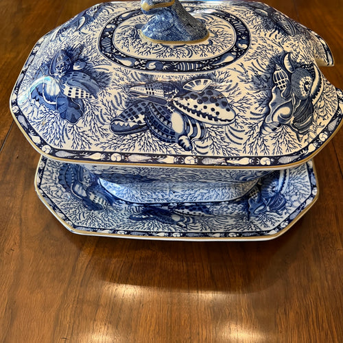 Mottahedeh Torquay Soup Tureen